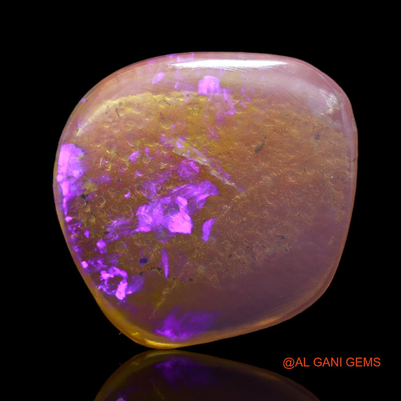 2.90 Cts Natural Australian Fire Opal Loose Gemstone Fancy Cabochon 16x14x2 mm AB-709