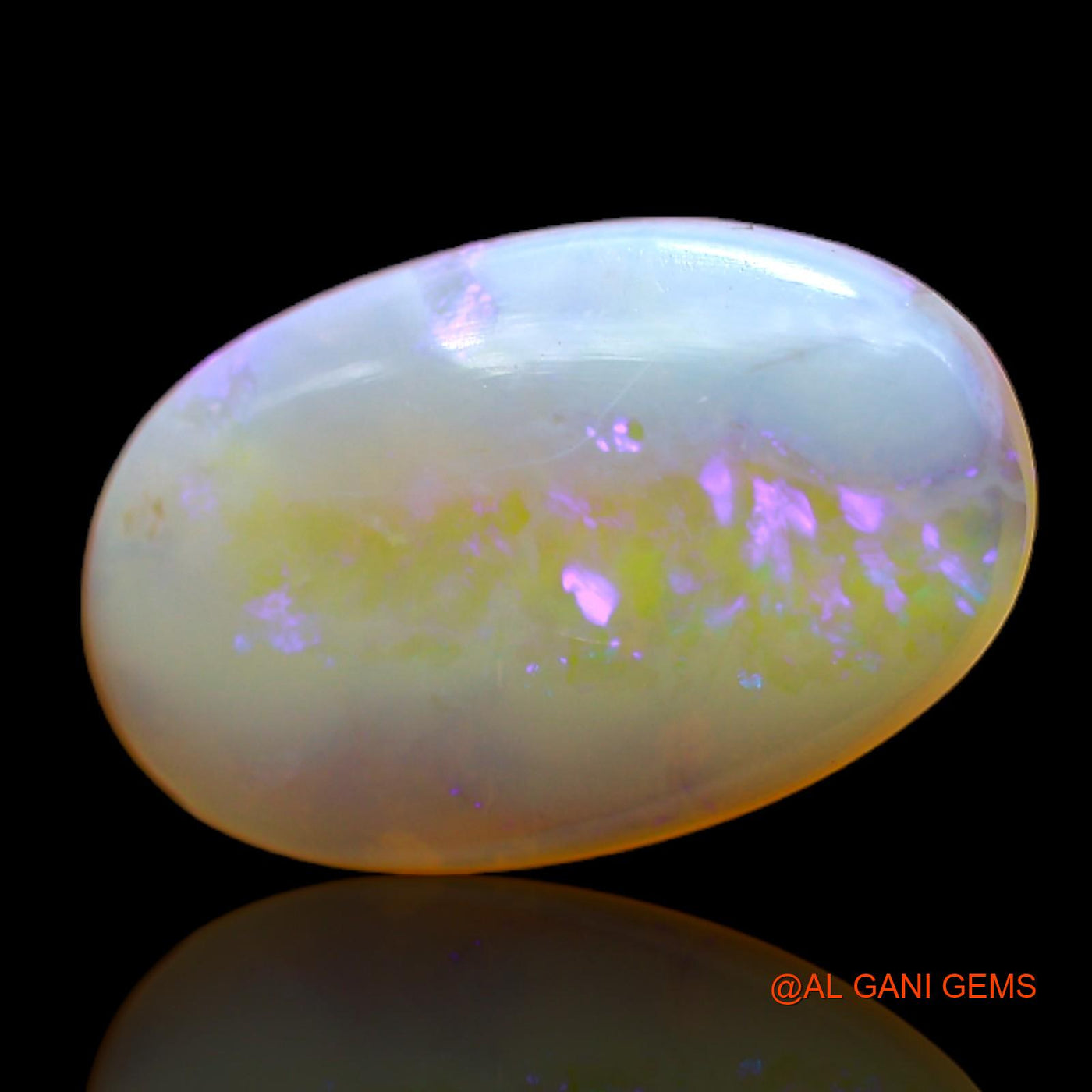 Natural Fire Opal Gemstone 5.00 Cts Loose Oval Cabochon From Australia 17x11x4 mm AC-113
