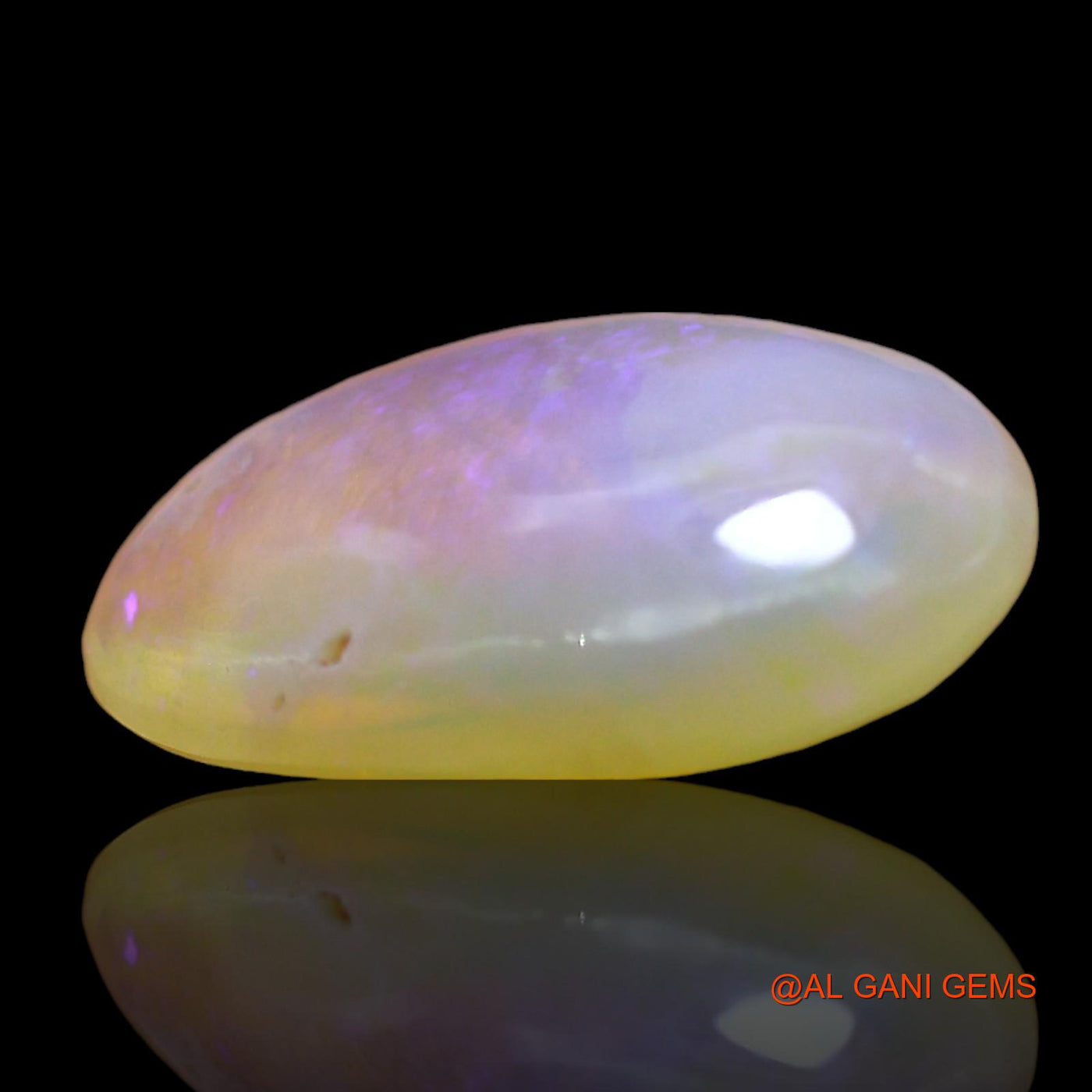 2.00 Cts Unheated Australian Fire Opal Loose Gemstone Oval Cabochon Natural 14x9x3 mm AD-742