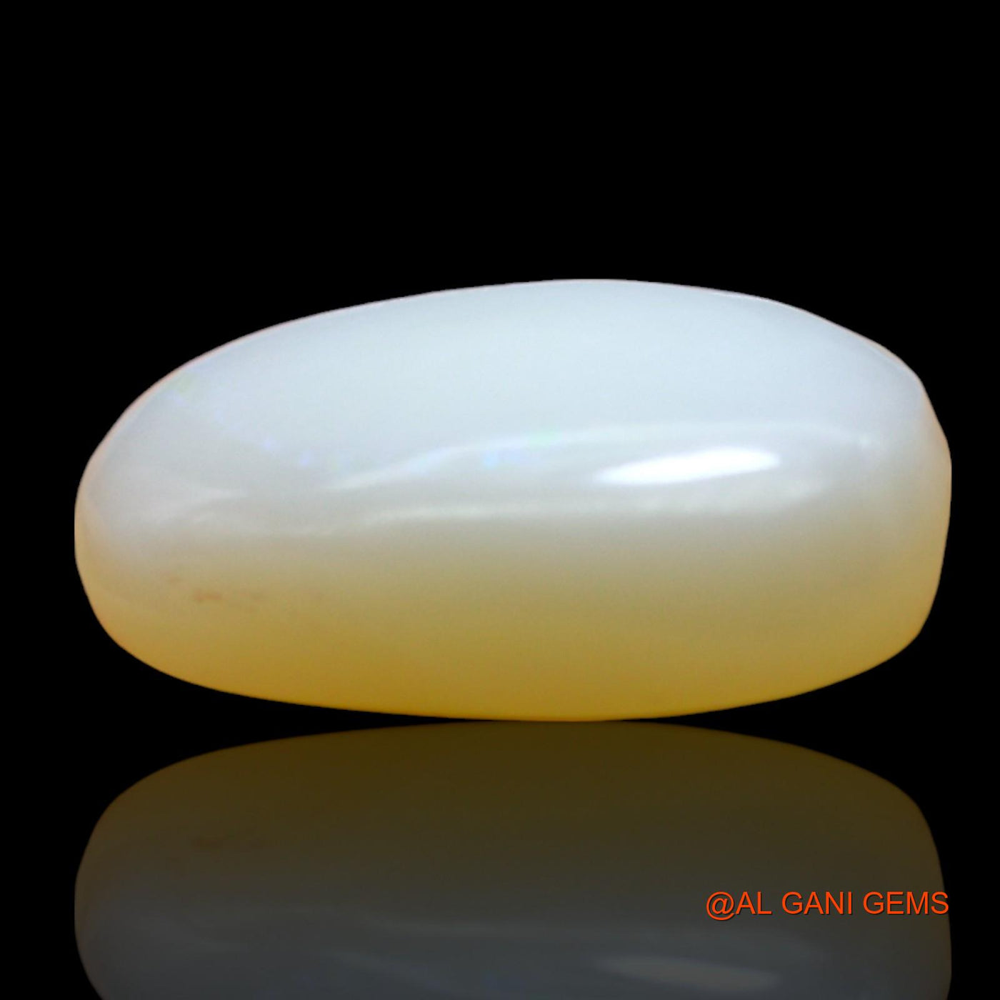 6.00 Cts Natural Australian Fire Opal Loose Gemstone Oval Cabochon 15x8x5 mm AD-849