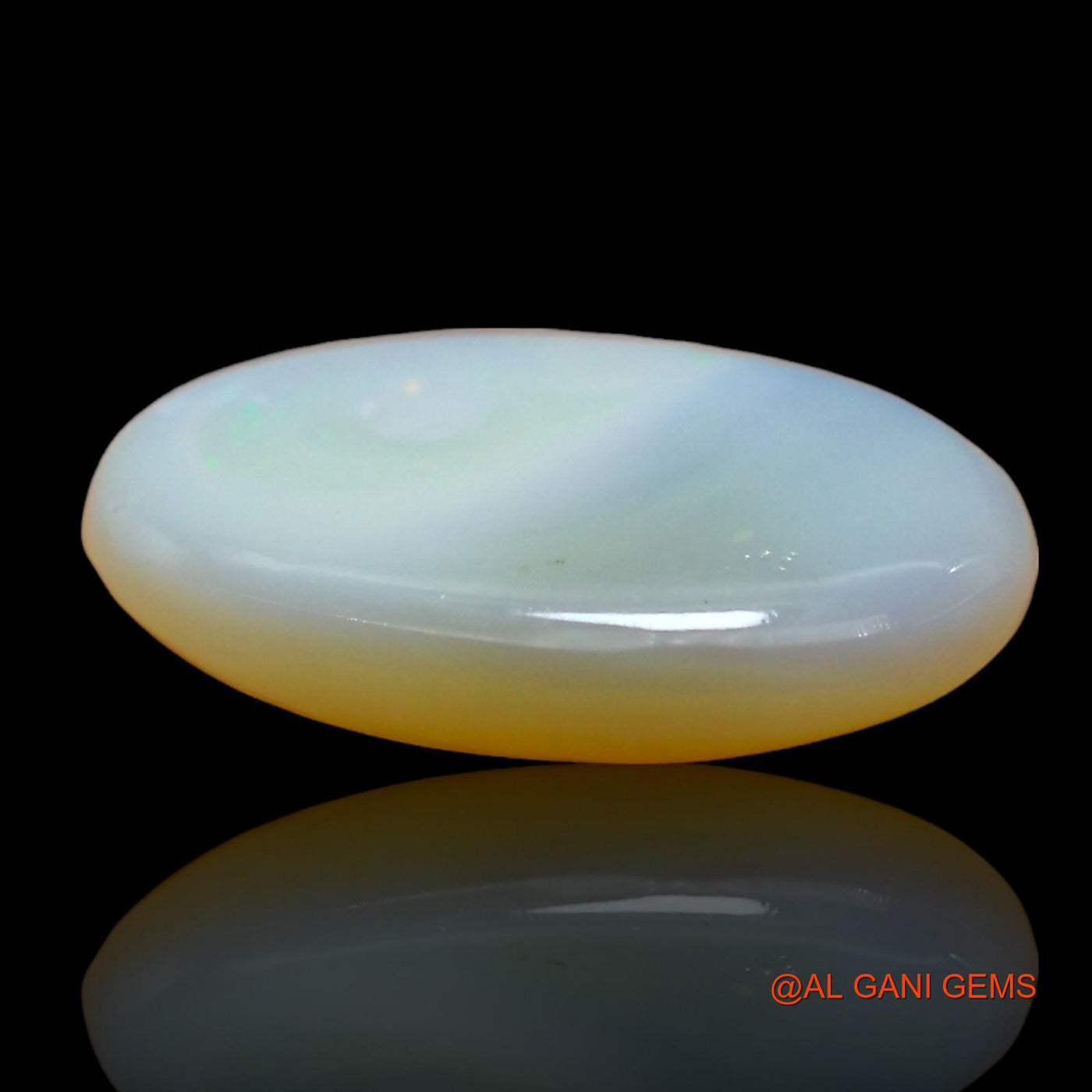 4.00 Cts Natural Australian Fire Opal Loose Gemstone Oval Cabochon 15x10x4 mm AD-873
