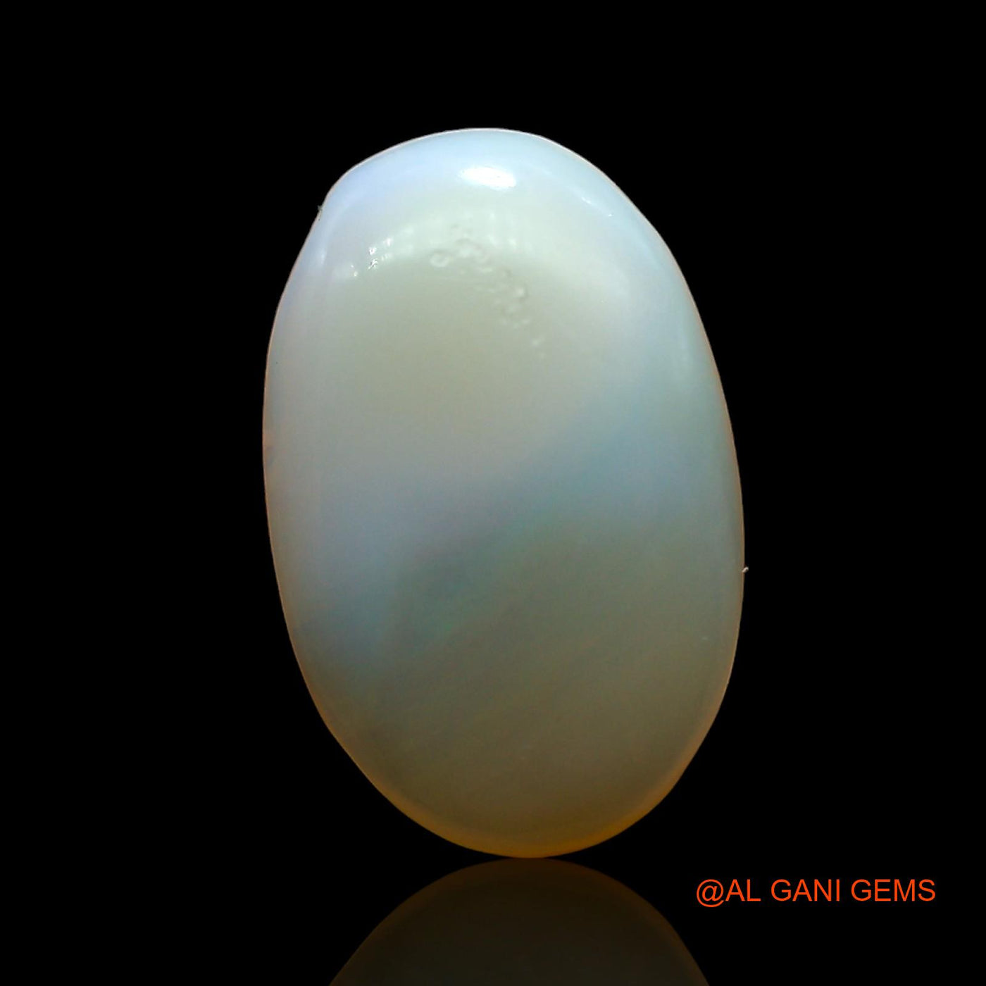 4.00 Cts Natural Australian Fire Opal Loose Gemstone Oval Cabochon 15x10x4 mm AD-873