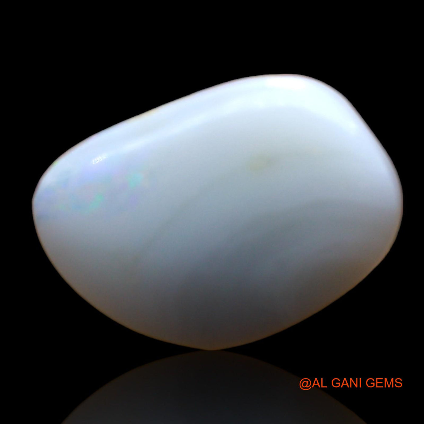 3.00 Cts Natural Australian Fire Opal Loose Gemstone Fancy Cabochon 15x10x3 mm AD-876