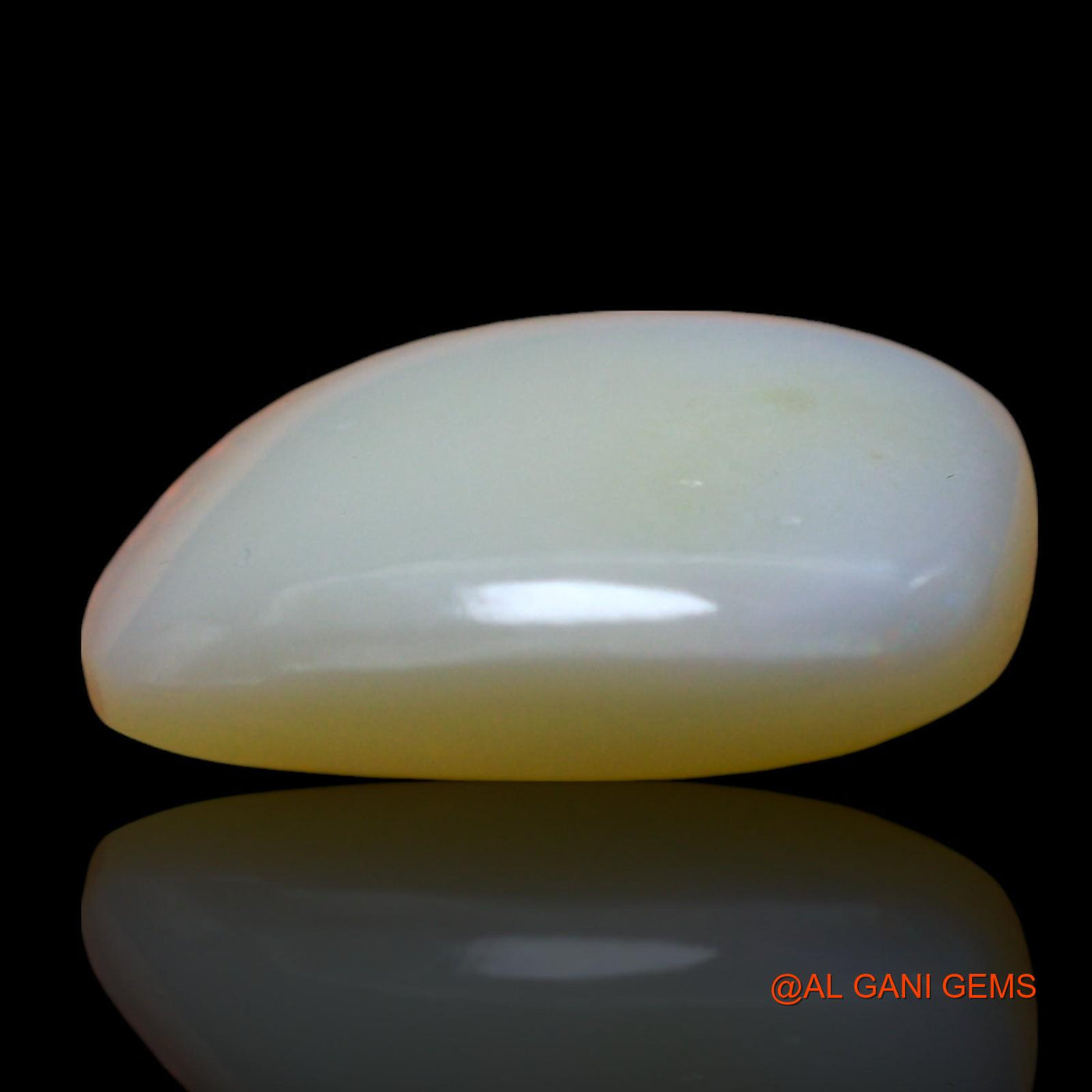 6.00 Cts Natural Australian Fire Opal Loose Gemstone Oval Cabochon 15x13x4 mm AE-705