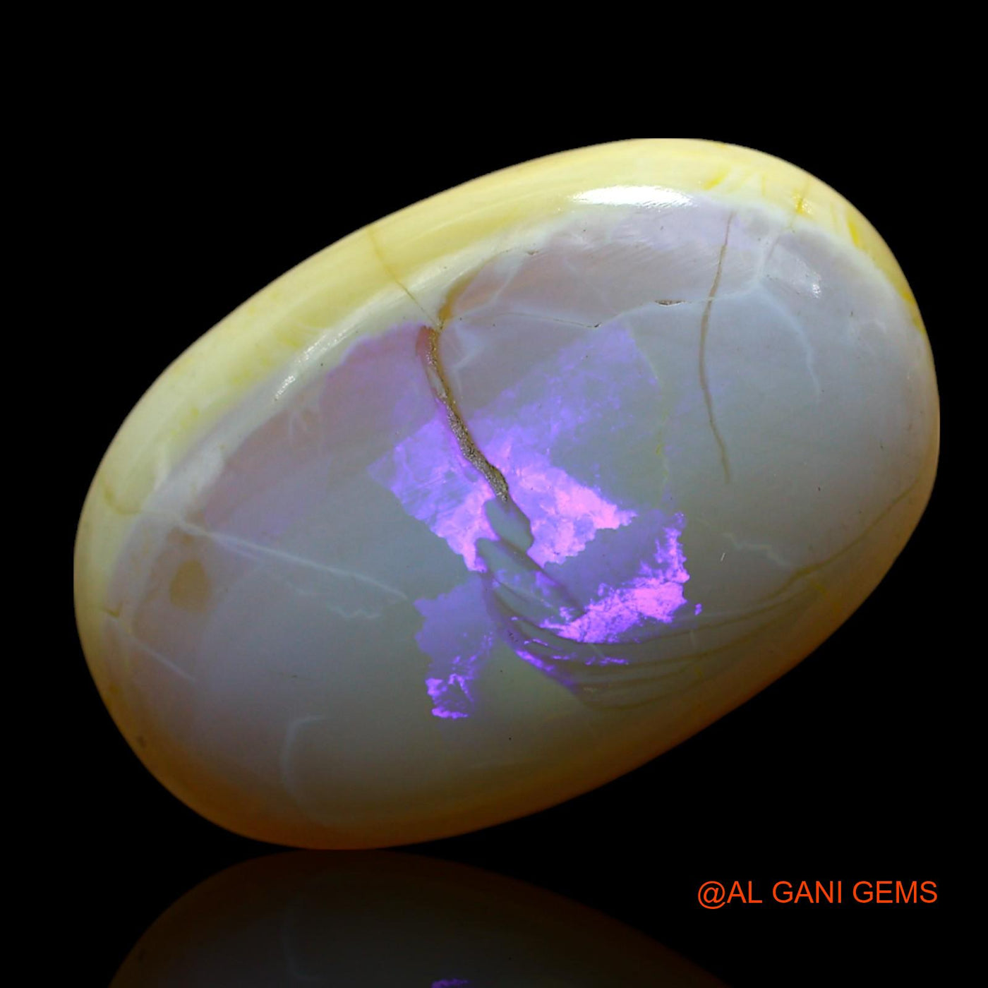 18.00 Cts Natural Australian Fire Opal Loose Gemstone Oval Cabochon 23x15x7 mm AF-404