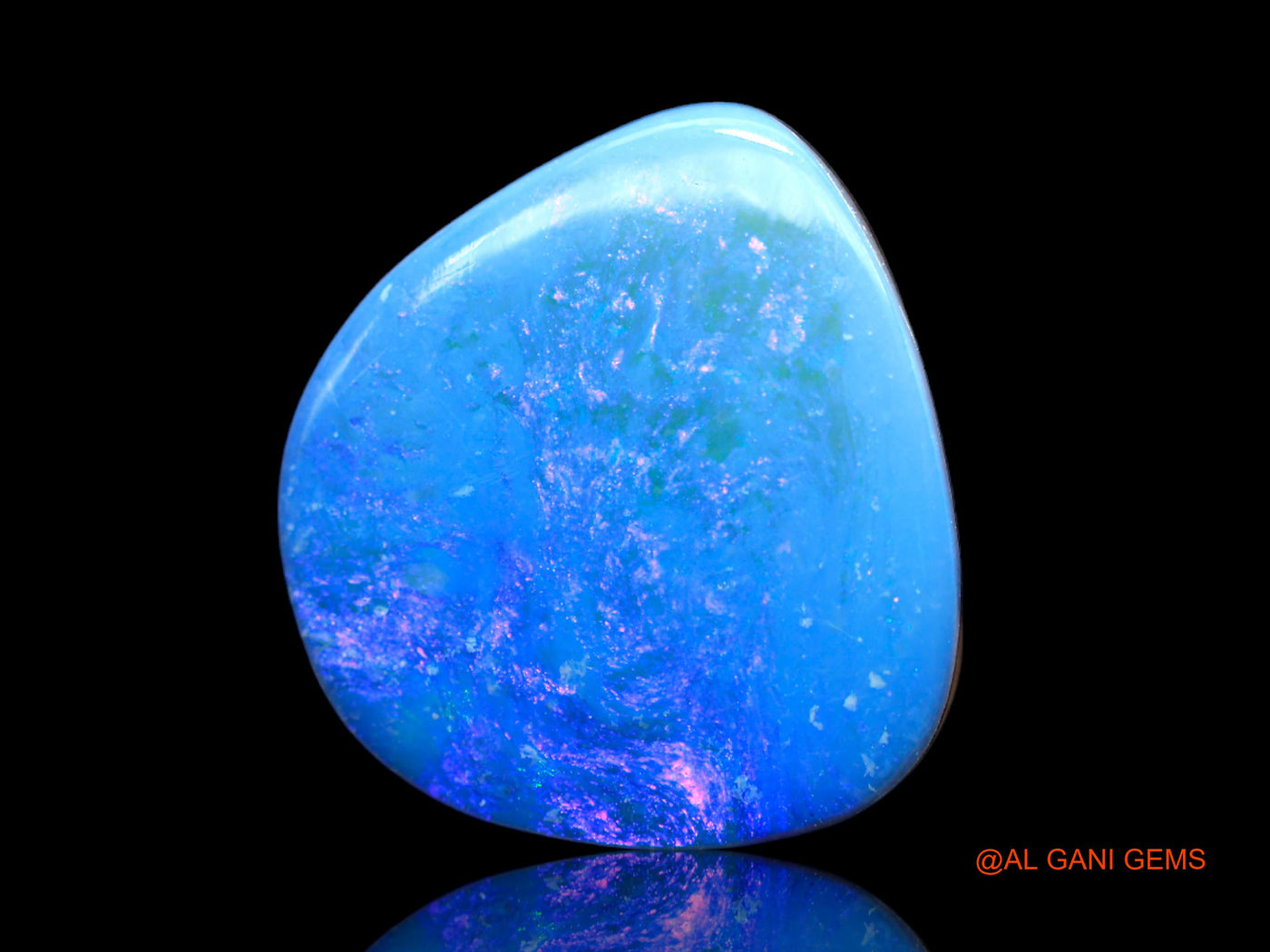 Lab-Created Doublet Opal Gemstone 16.00 Cts Loose Fancy Cabochon From Australia 19x17x4 mm D-112
