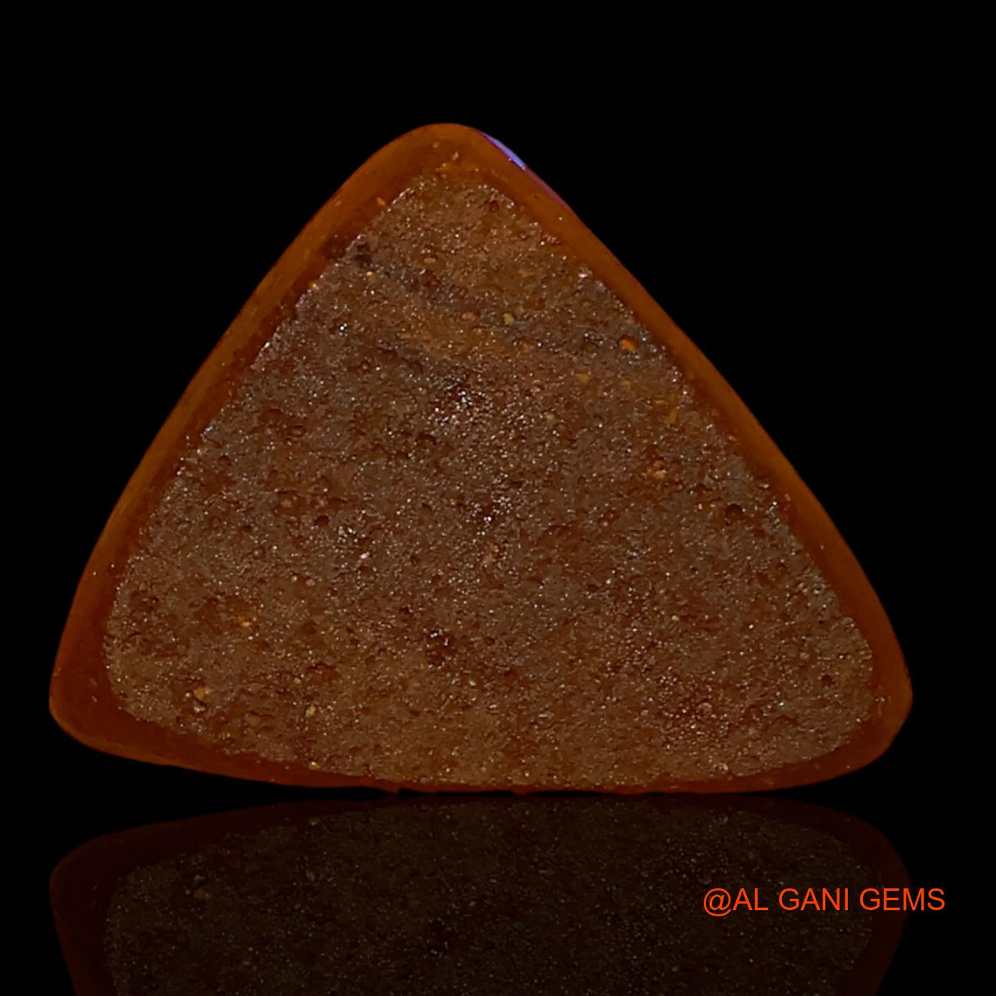 Lab-Created Doublet Opal Gemstone 4.05 Cts Loose Trillion Cabochon From Australia 13x10x3 mm D-48