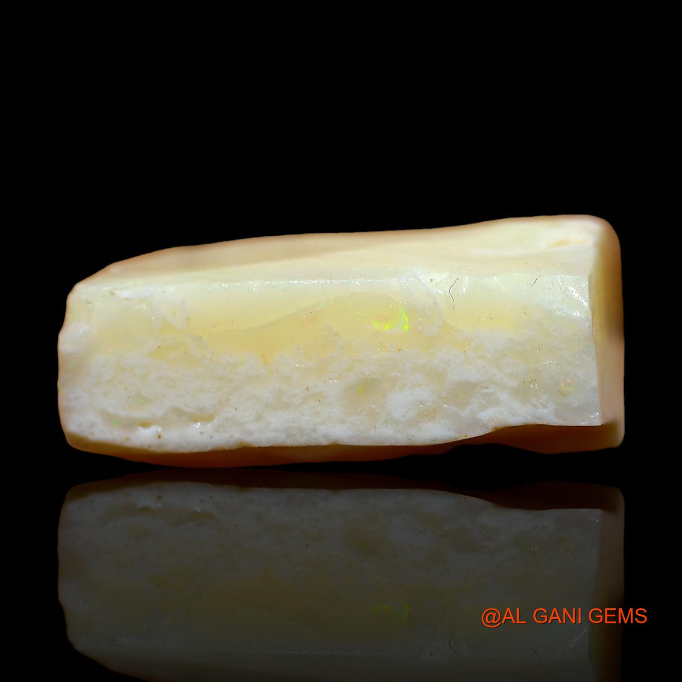 Natural Opal Gemstone 22.00 Cts Loose Fancy Rough From Australia 21x14x9 mm RC-603