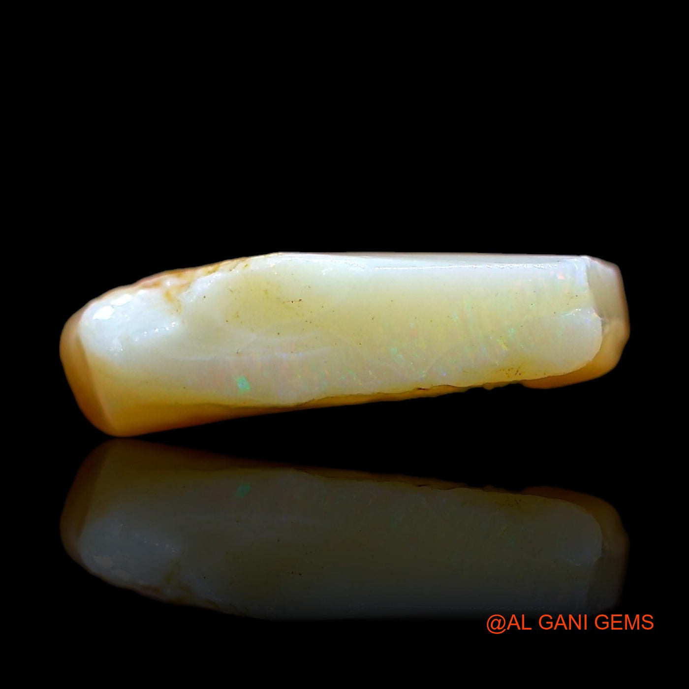 Natural Fire Opal Gemstone 4.00 Cts Loose Fancy Rough From Australia 14x10x4 mm RD-343