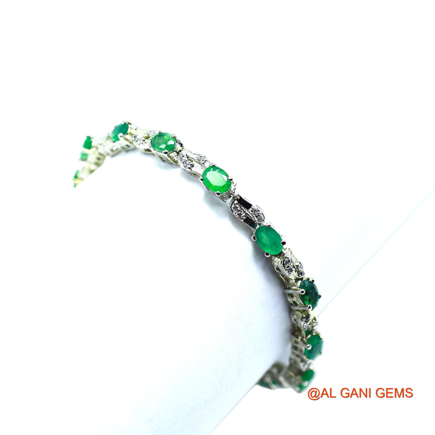 925 Sterling Silver Emerald Stone Zircon Dangling Birthday Bracelet SB-16