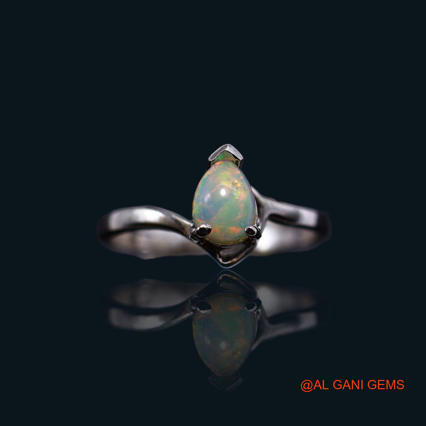 Sacral Chakra Ethiopian Fire Opal Stone 925 Sterling Silver Solitaire Bezel Ring SR-17
